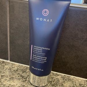 Brand new!! Monat volumizing revitalize conditioner 178ml